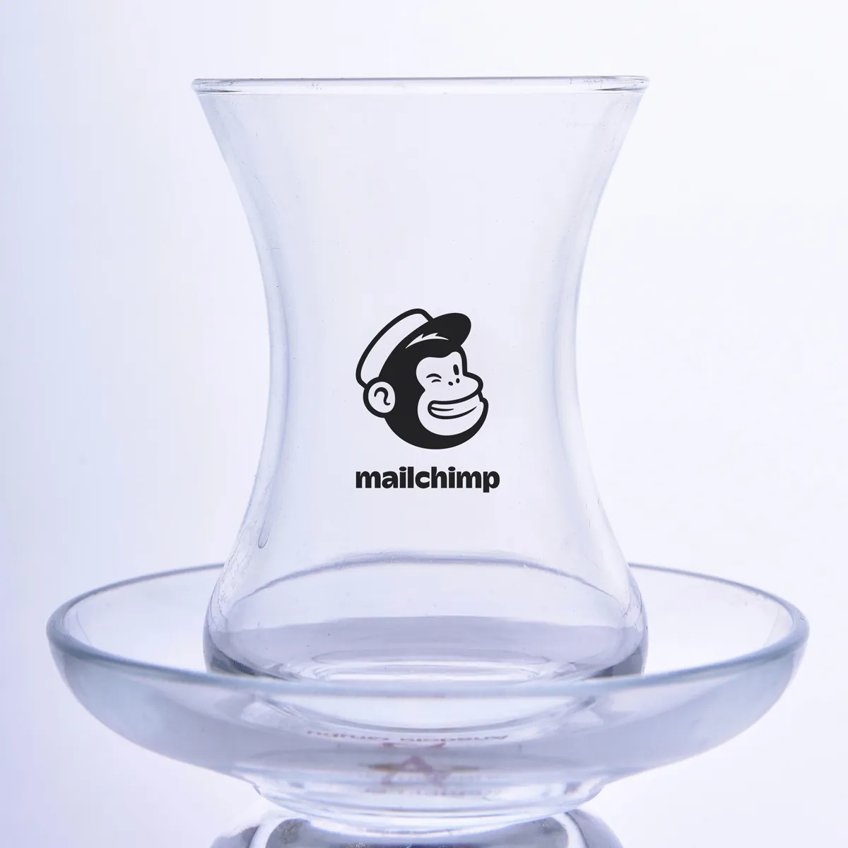 Black-and-white mascot and text logo-printed slender-waisted tea glass — Model 1002c