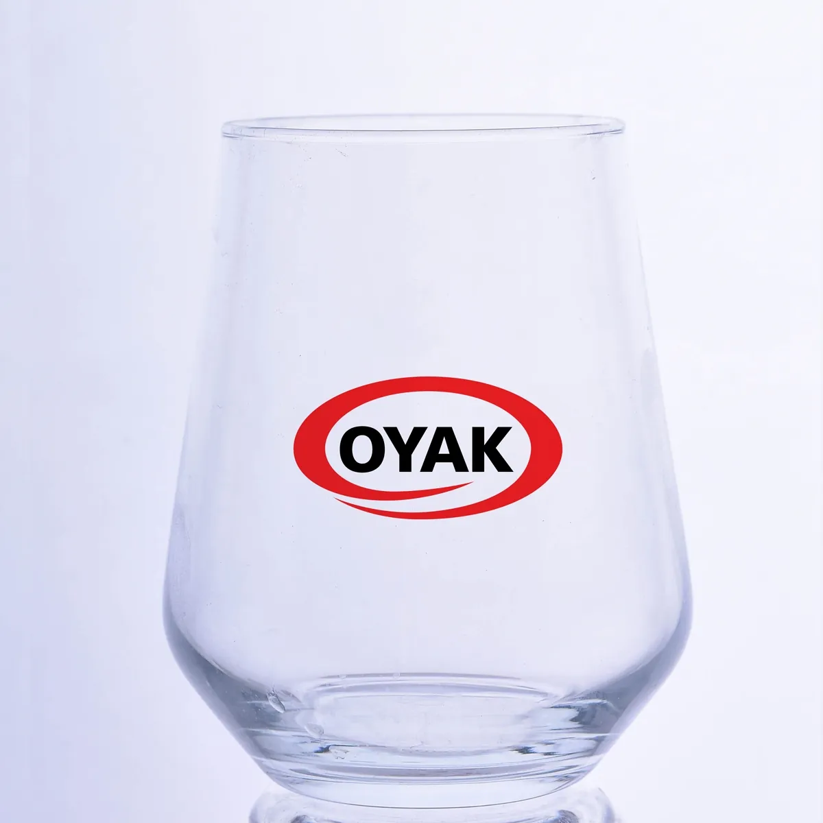 Red oval logo-printed water glass — Model 1004c